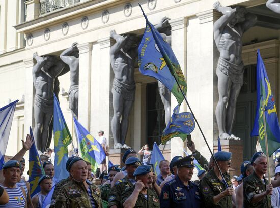 Paratroopers Day celebrations in Russian regions
