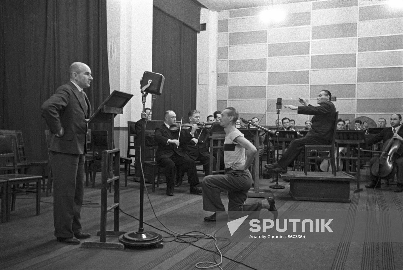 This is Radio Moscow