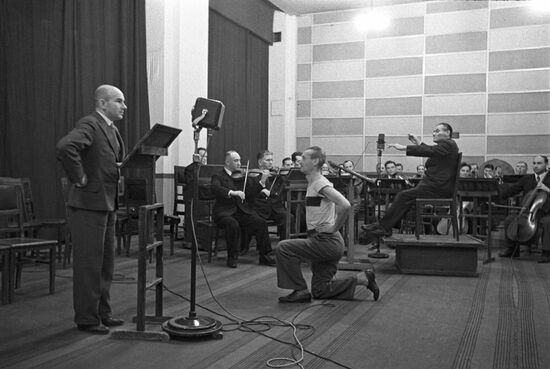 This is Radio Moscow