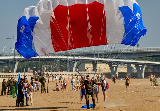 Paratroopers Day celebrations in Russian regions