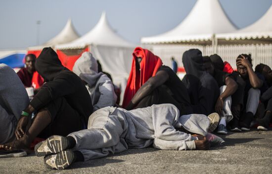 Migrants from Africa and Arab countries land in Spain