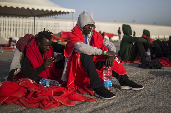 Migrants from Africa and Arab countries land in Spain