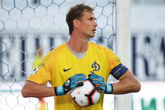 Football. Russian Premier League. Dynamo vs. Rubin
