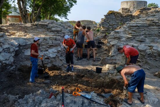 Archaeological excavations in Koporye fortress