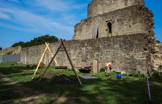 Archaeological excavations in Koporye fortress