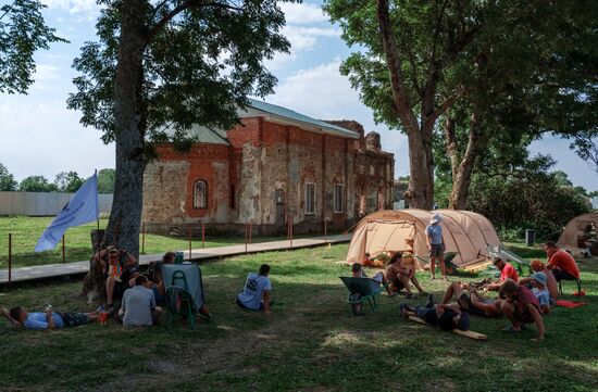 Archaeological excavations in Koporye fortress