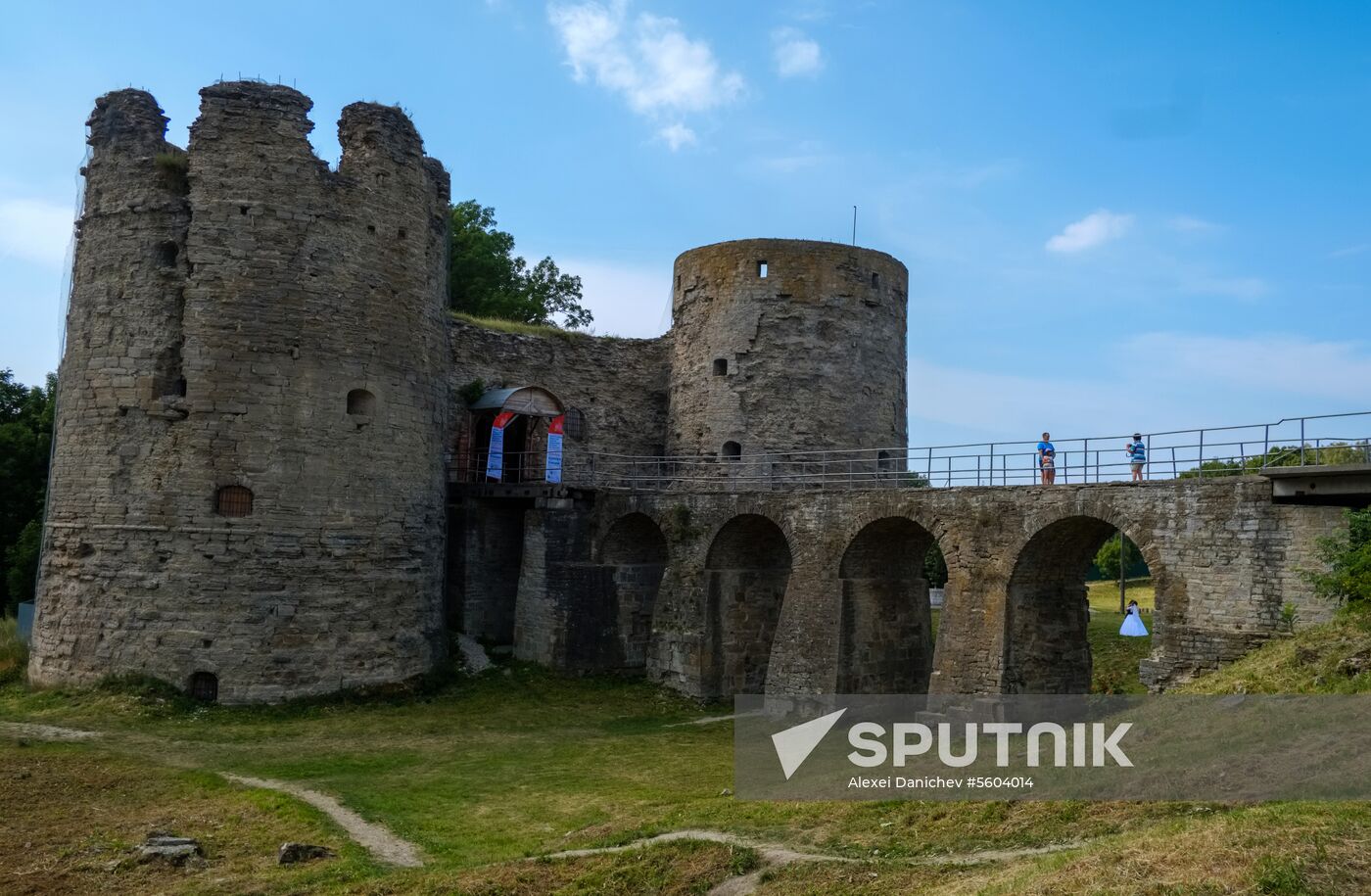 Archaeological excavations in Koporye fortress