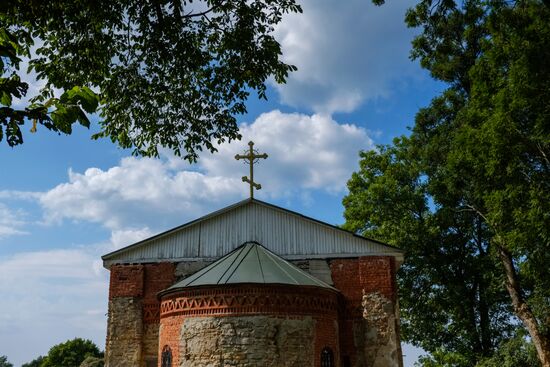Archaeological excavations in Koporye fortress