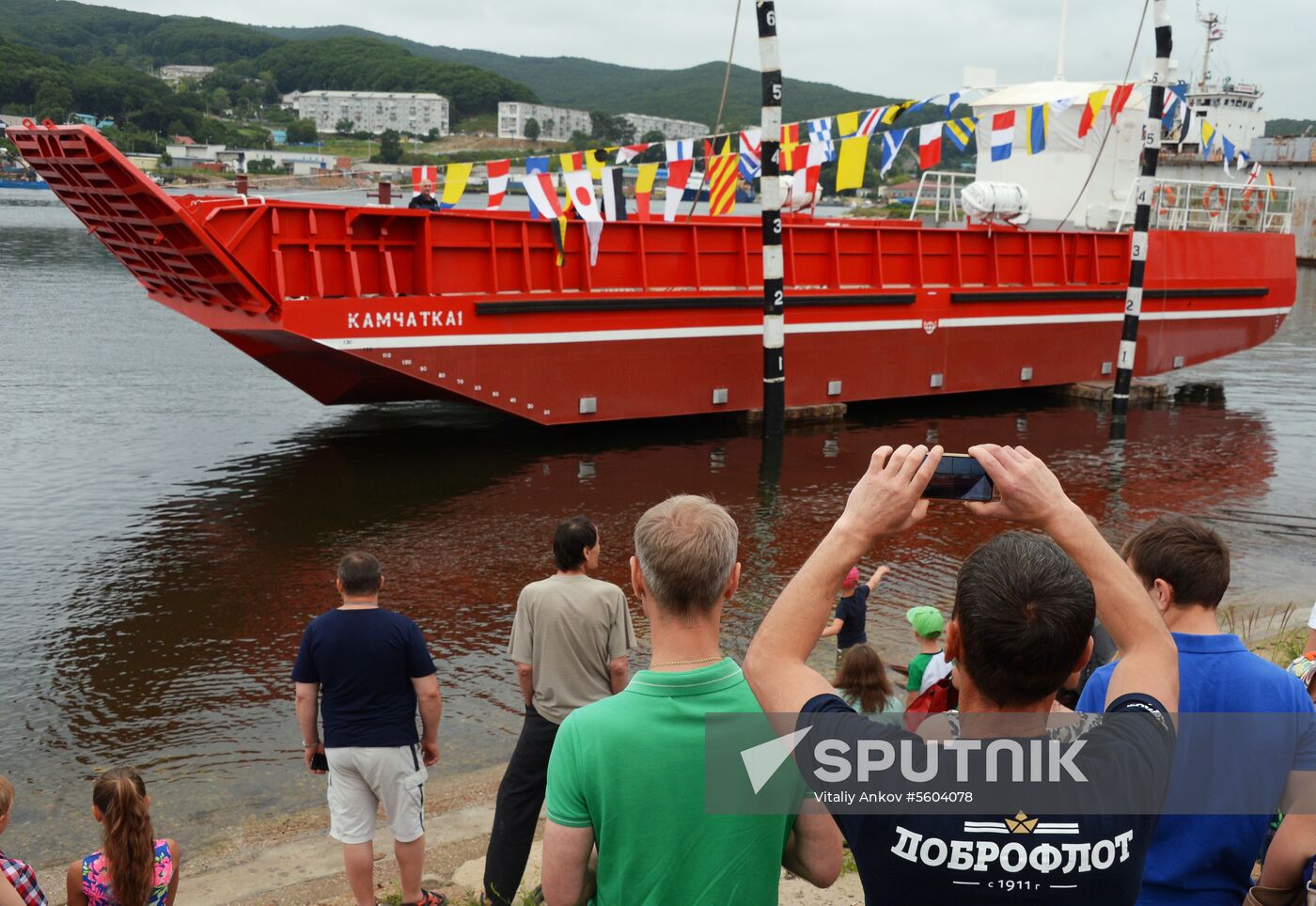 Launching a cargo-and-passenger barge in Primorye