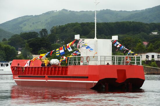 Launching a cargo-and-passenger barge in Primorye