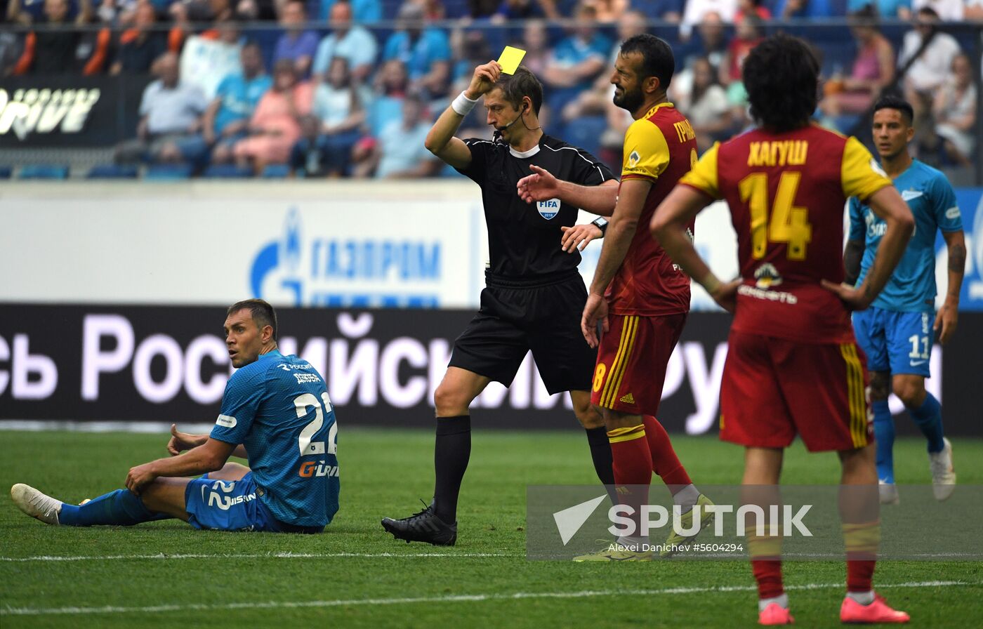 Football. Russian Premier League. Zenit vs. Arsenal