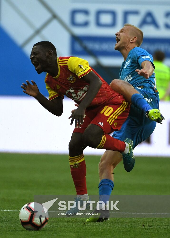 Football. Russian Premier League. Zenit vs. Arsenal