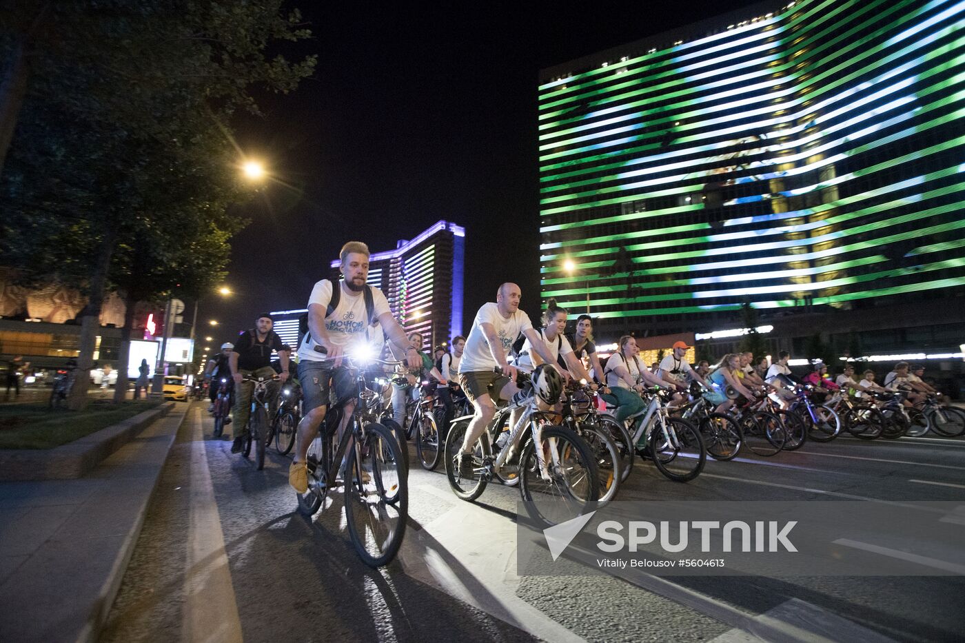 Night bicycle parade in Moscow