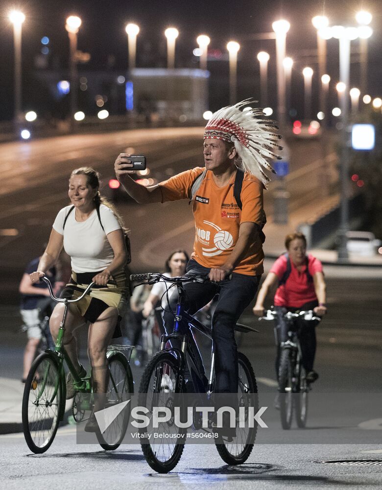 Night bicycle parade in Moscow