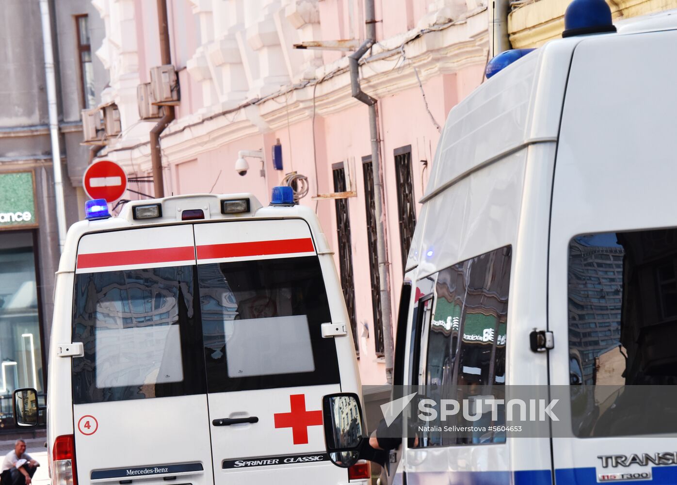 Emergency ambulance and police