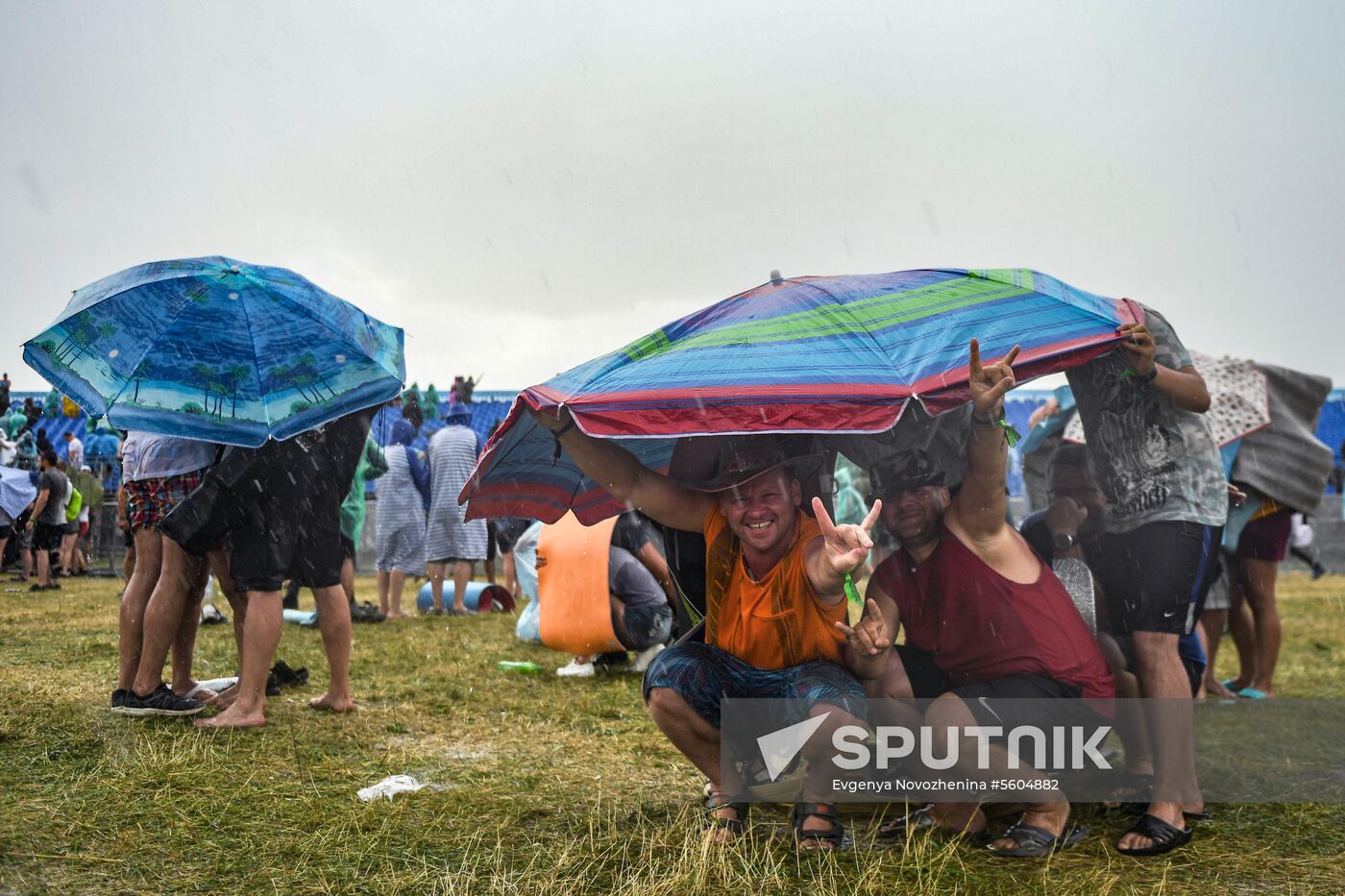 Nashestviye music festival closes in Tver Region