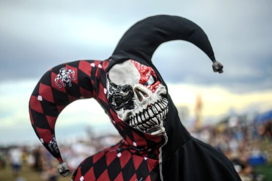 Nashestviye music festival closes in Tver Region