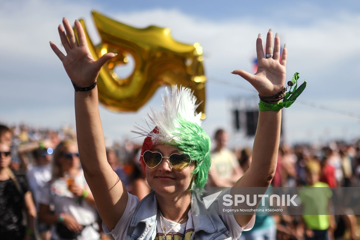 Nashestviye music festival closes in Tver Region