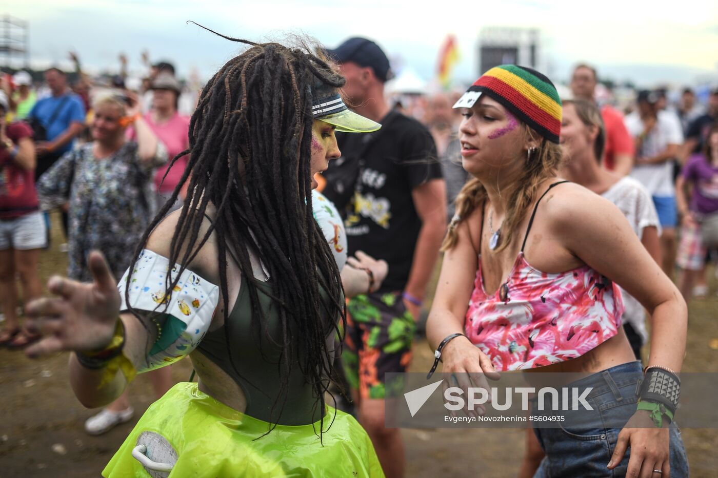 Nashestviye music festival closes in Tver Region