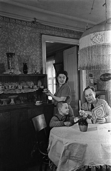 Moscow family on day off