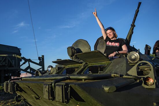 Nashestviye music festival closes in Tver Region