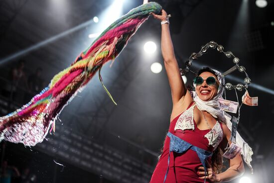 Nashestviye music festival closes in Tver Region