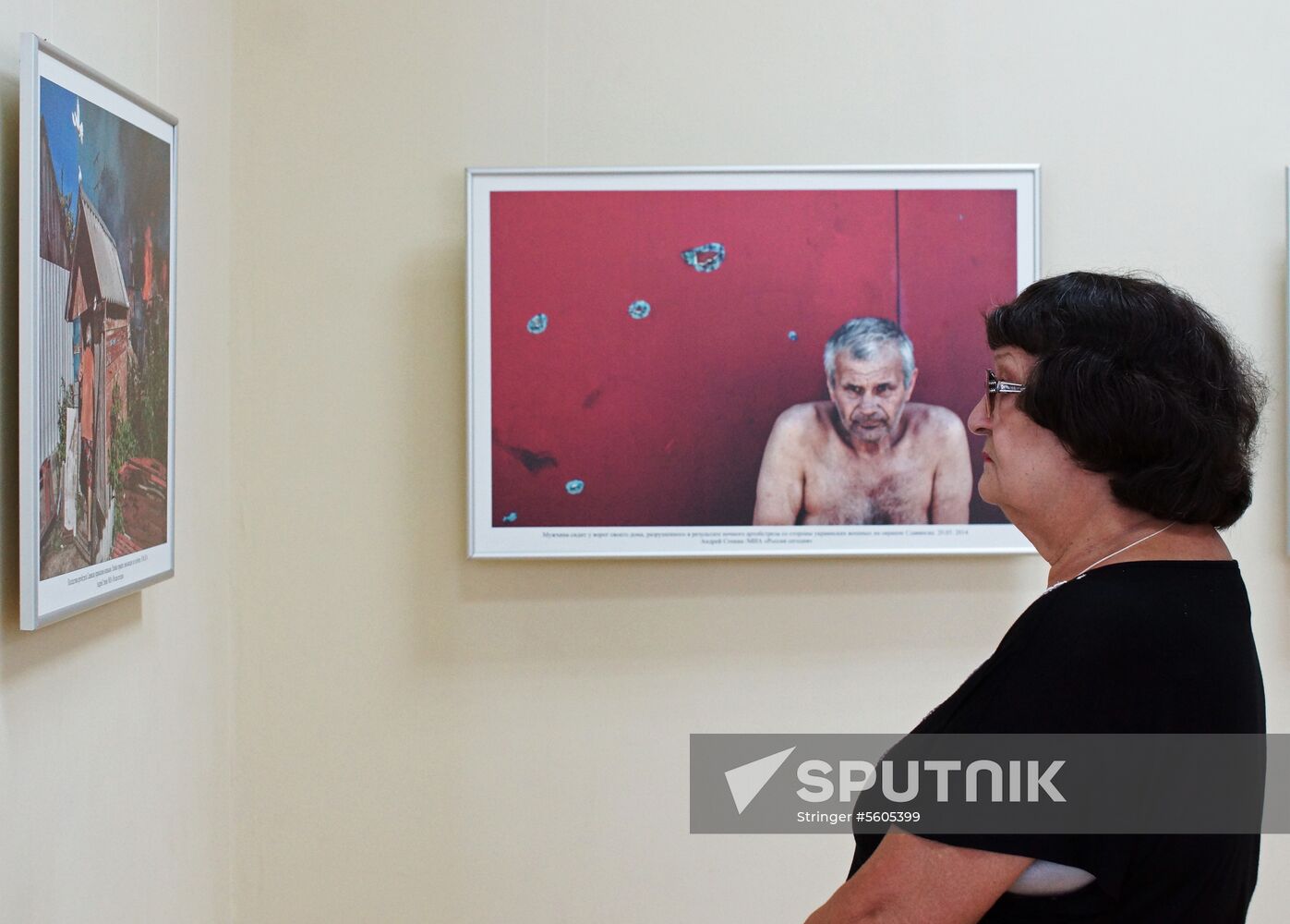 Andrei Stenin's exhibition opens in Lugansk