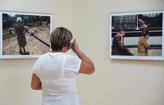 Andrei Stenin's exhibition opens in Lugansk