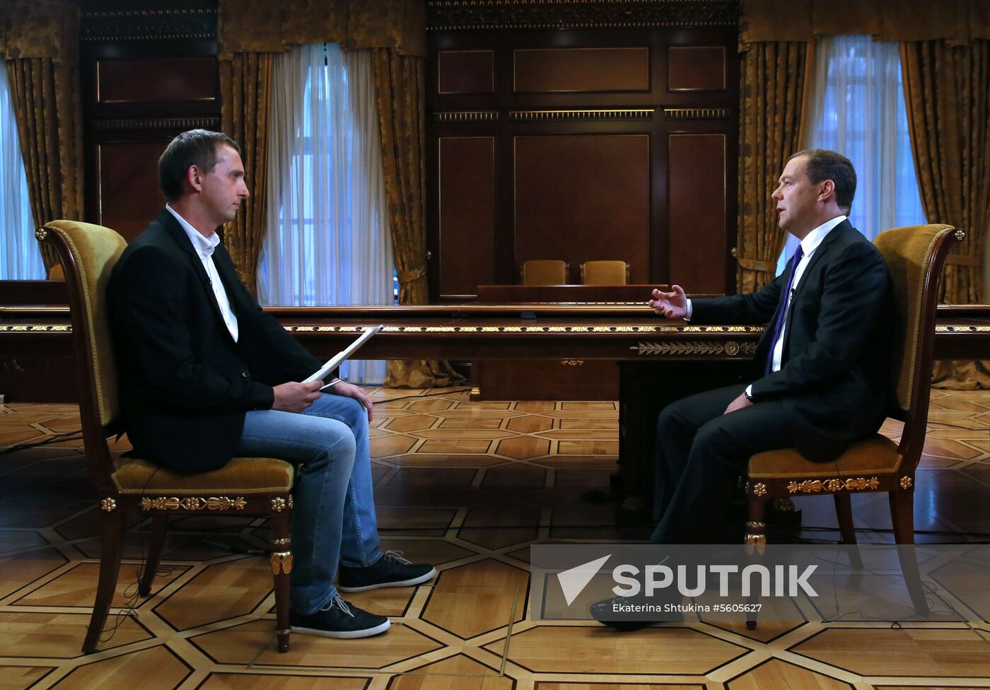 Prime Minister Dmitry Medvedev interviewed by Kommersant