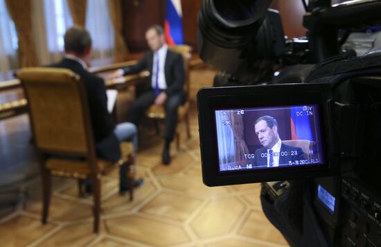 Prime Minister Dmitry Medvedev interviewed by Kommersant