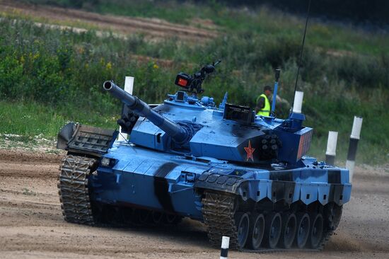 Tank biathlon. First semi-final