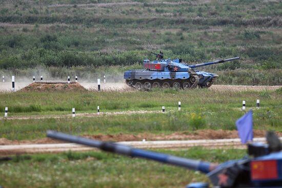 Tank biathlon. First semi-final