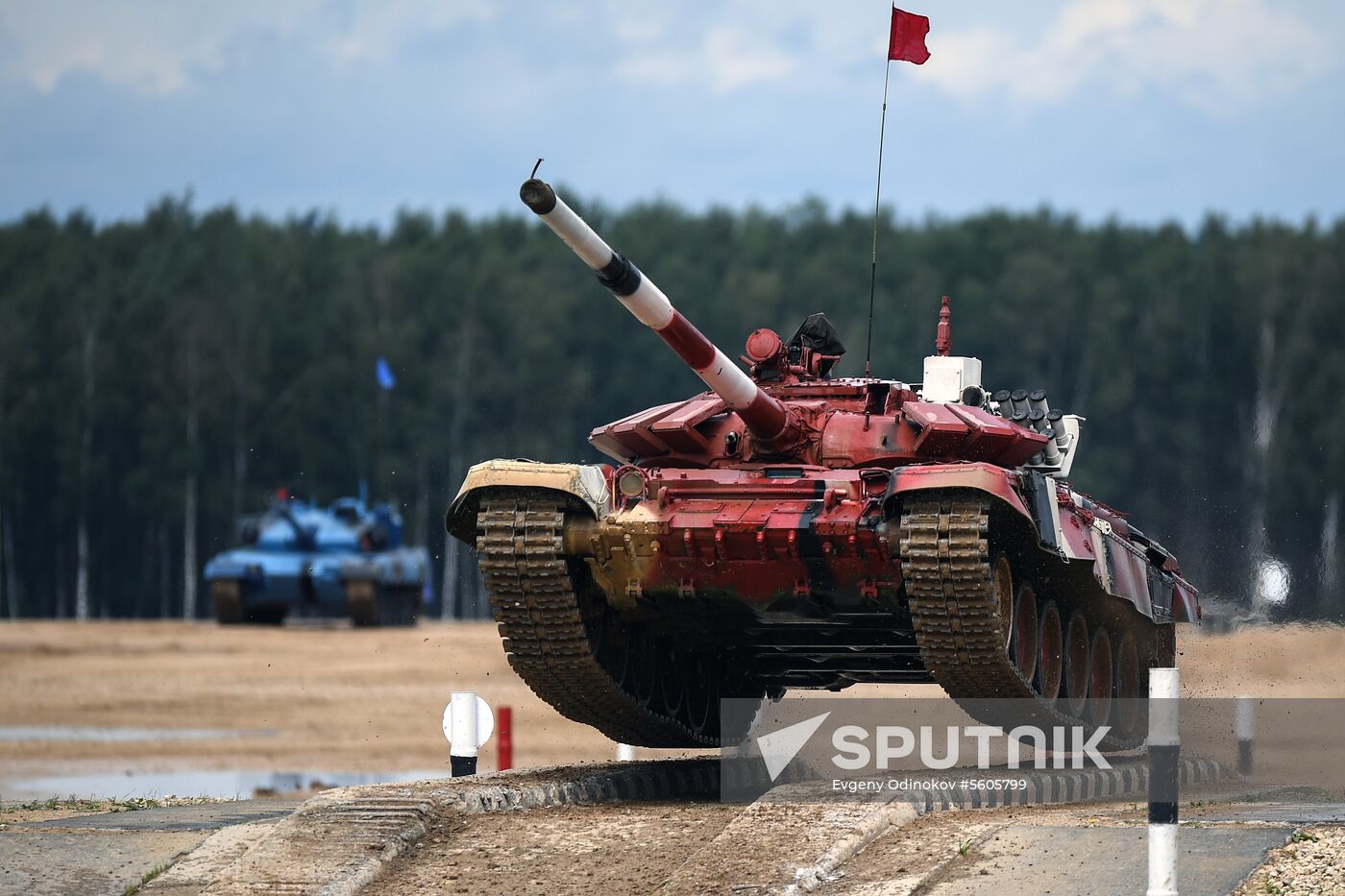Tank biathlon. First semi-final