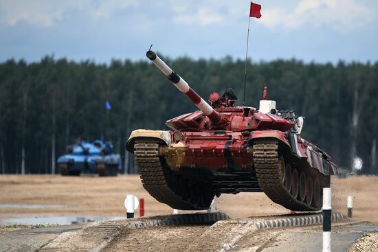 Tank biathlon. First semi-final