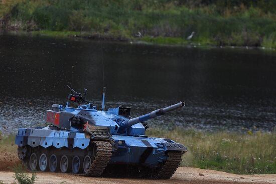 Tank biathlon. First semi-final