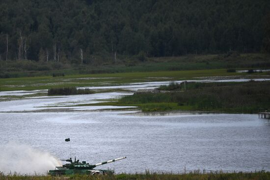 Tank biathlon. First semi-final
