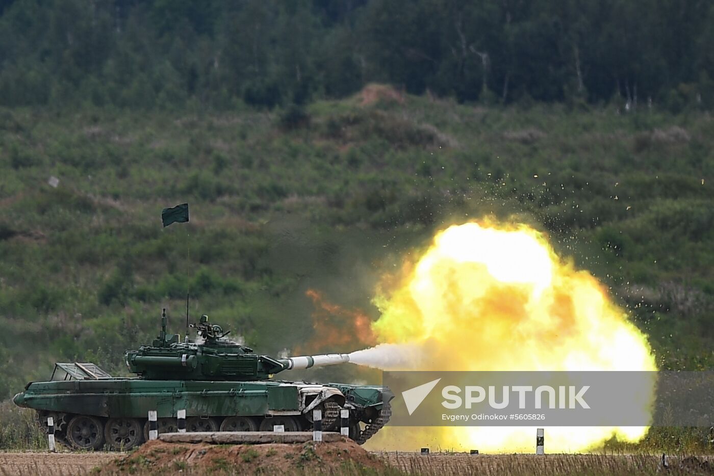 Tank biathlon. First semi-final