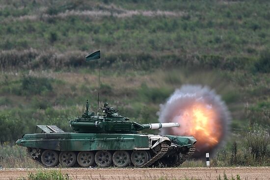 Tank biathlon. First semi-final