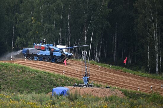 Tank biathlon. First semi-final