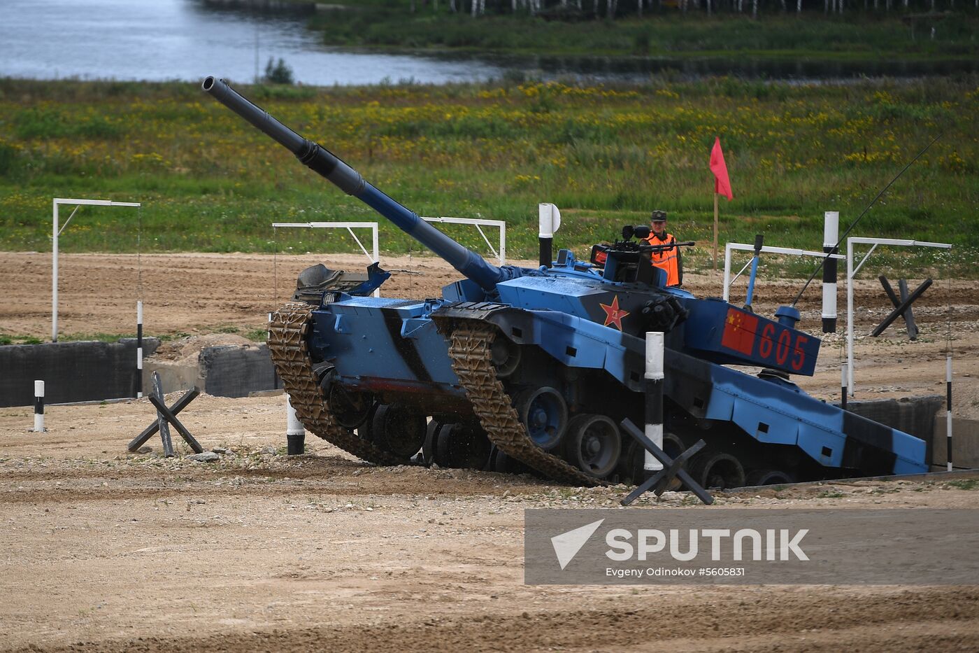 Tank biathlon. First semi-final