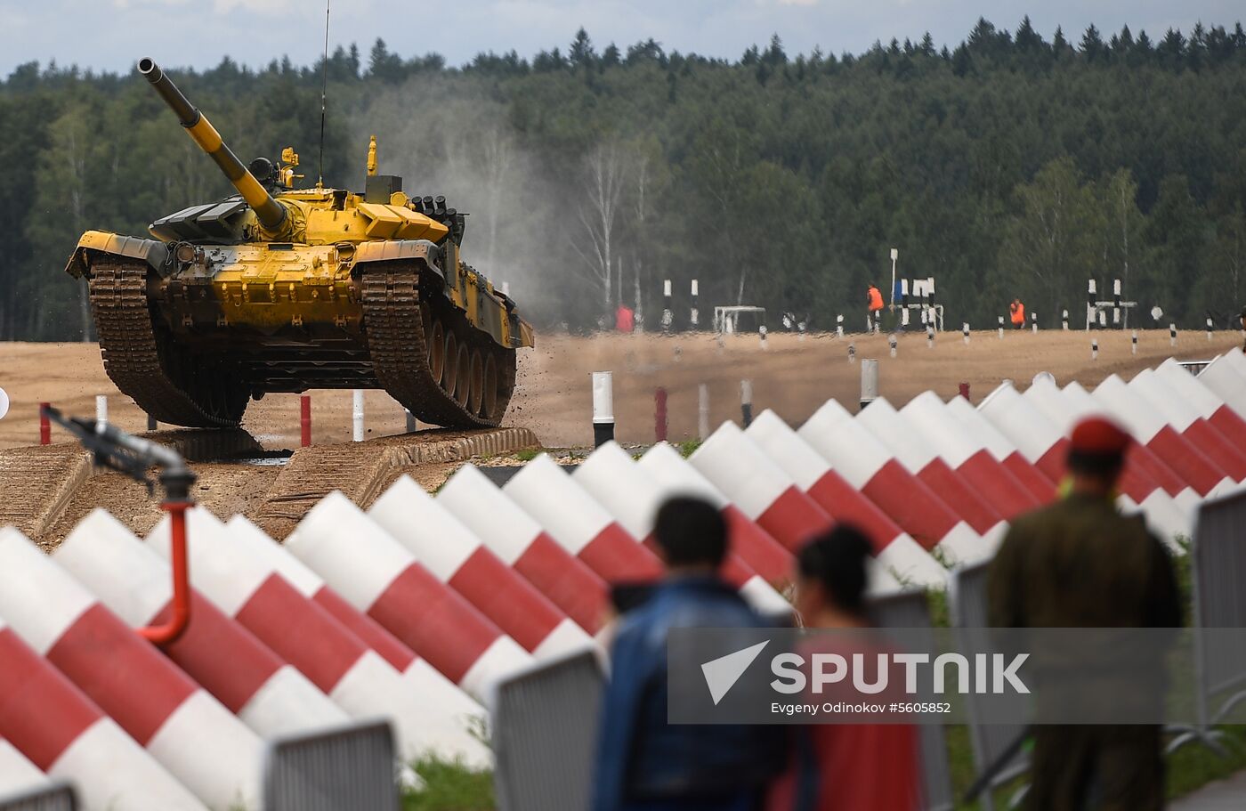 Tank biathlon. First semi-final