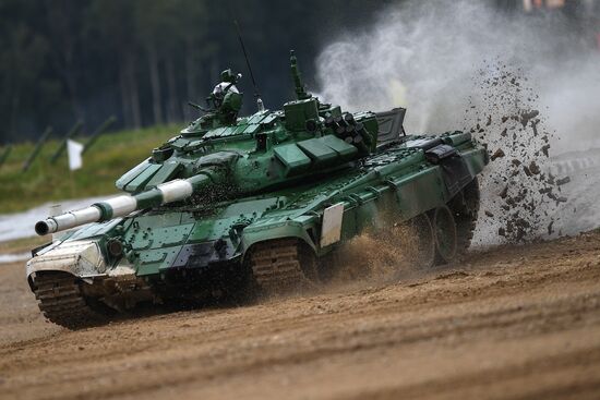 Tank biathlon. First semi-final