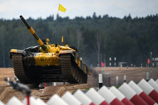 Tank biathlon. First semi-final