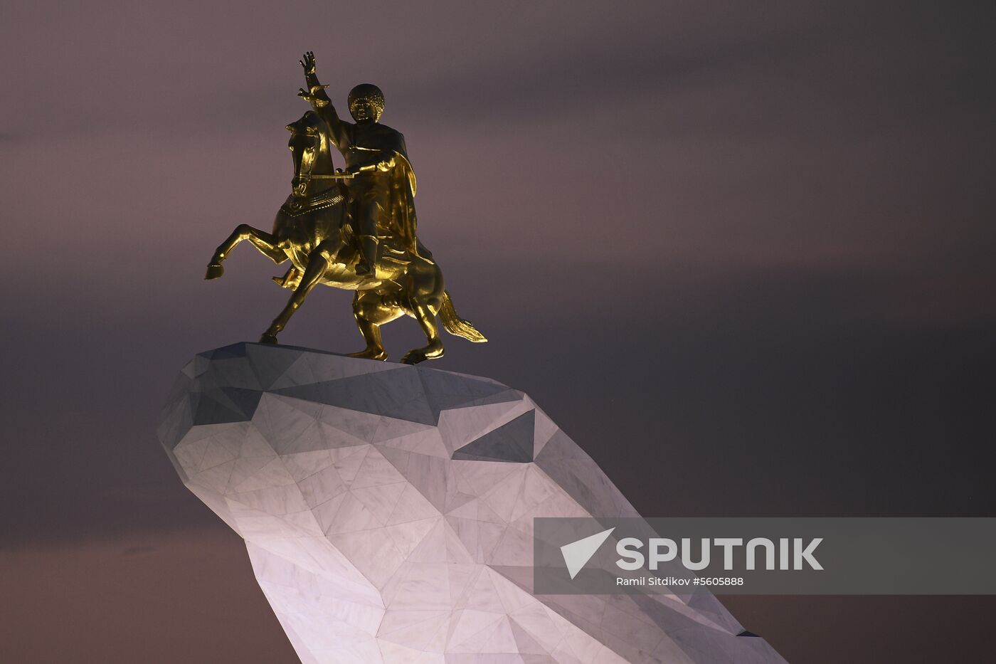 Cities of the world. Ashgabat