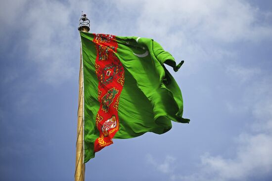 Cities of the world. Ashgabat