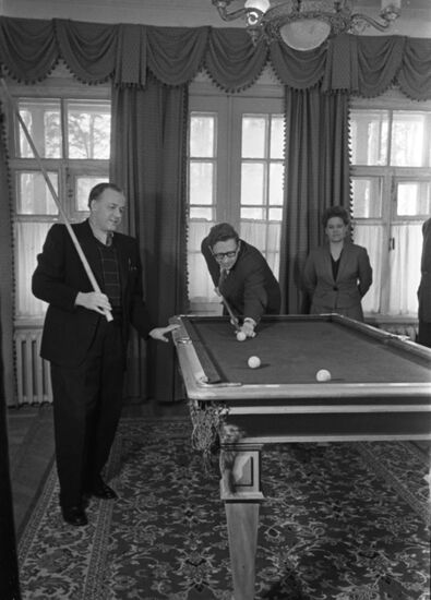 Opera singer Sergei Lemeshev and chess player Vasily Smyslov