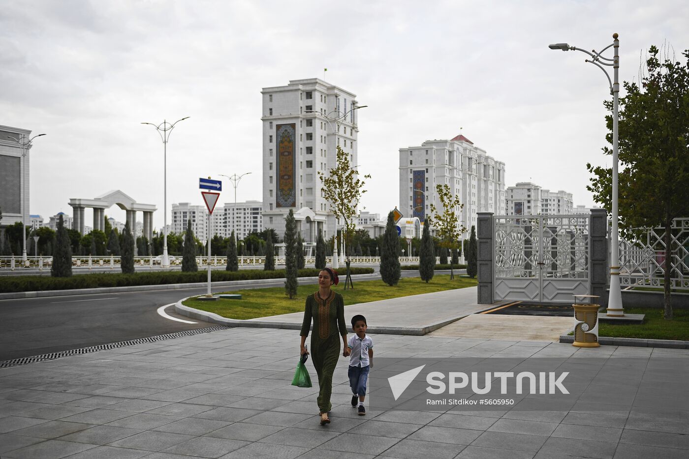 Cities of the world. Ashgabat