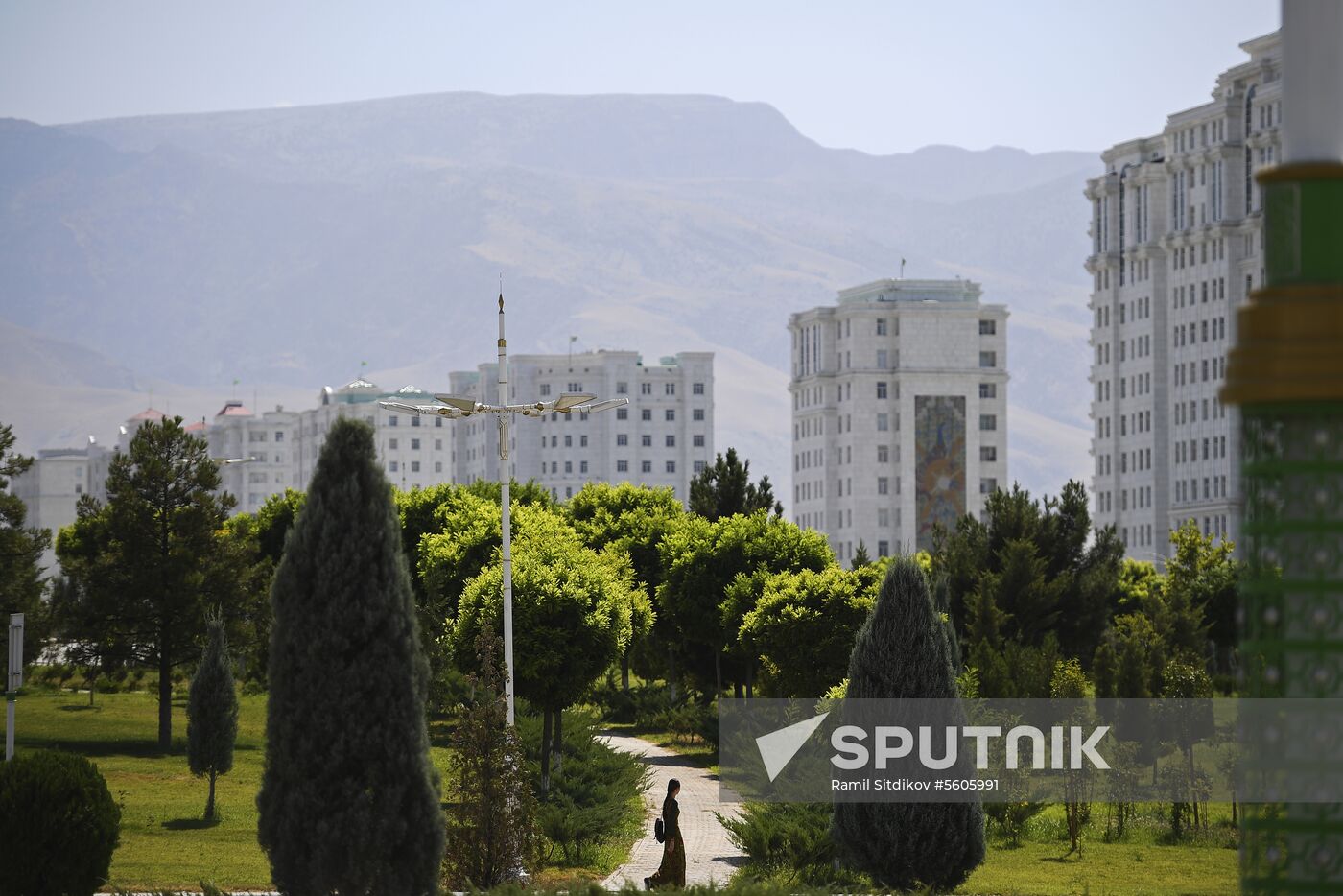 Cities of the world. Ashgabat