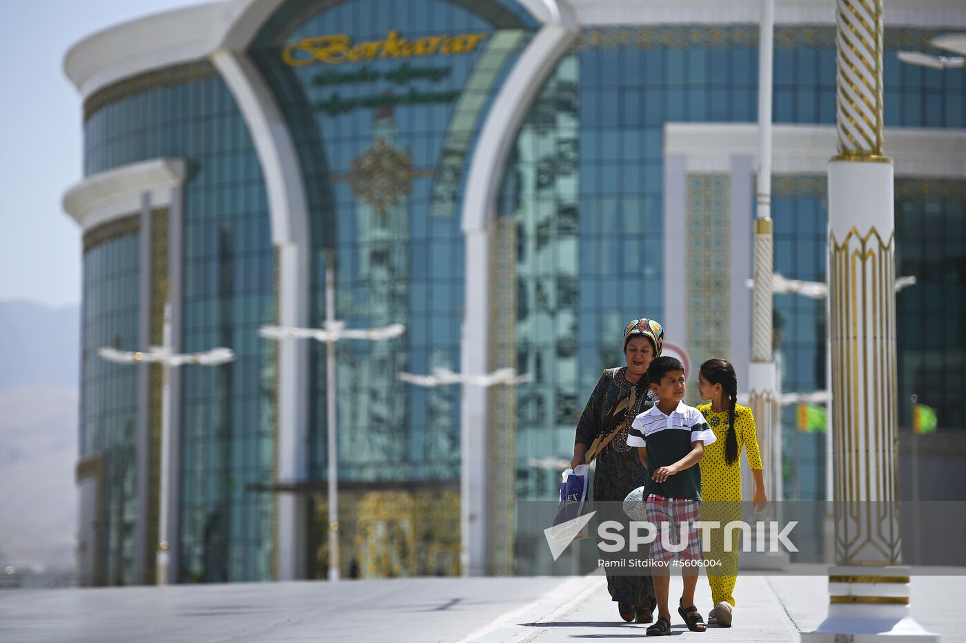 Cities of the world. Ashgabat
