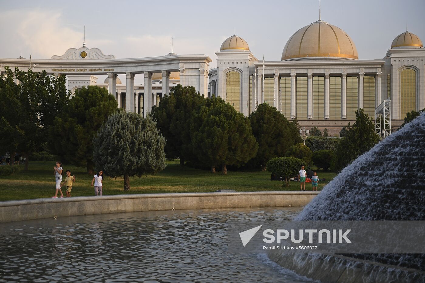 Cities of the world. Ashgabat